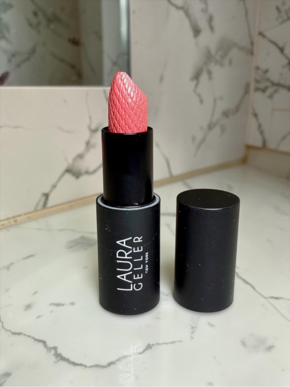 Laura Geller Chocolate Raspberry Iconic Baked Sculpting Lipstick